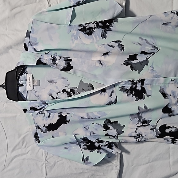 Calvin Klein Womens blouse - Picture 3 of 4